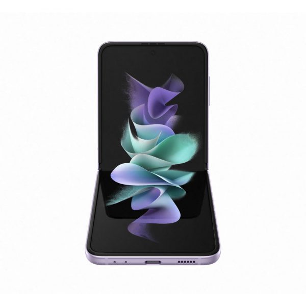 Samsung Galaxy Z flip 3 5G in violet